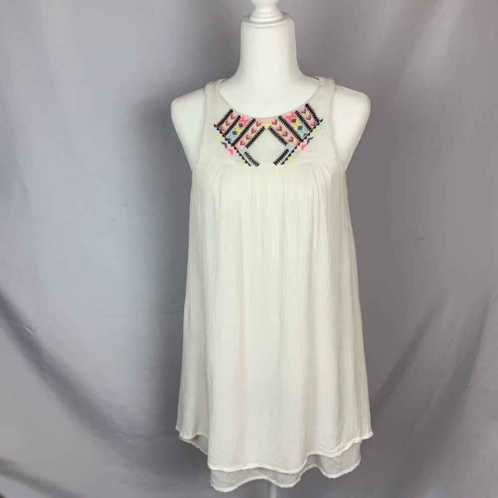 GB Sleeveless short white dress